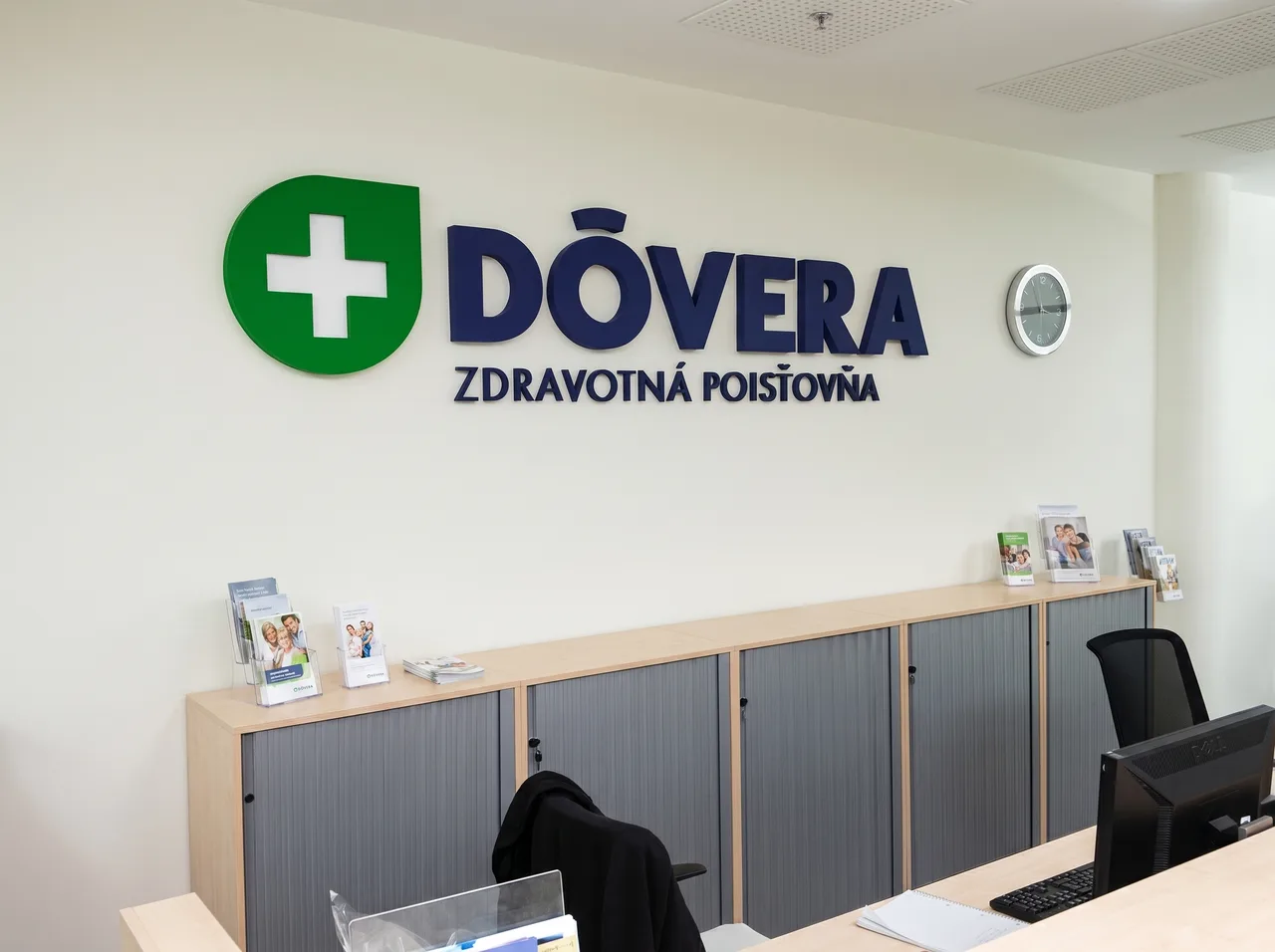 Dôvera – Interiér a grafika, realizácia AD-REKLAMA Trnava